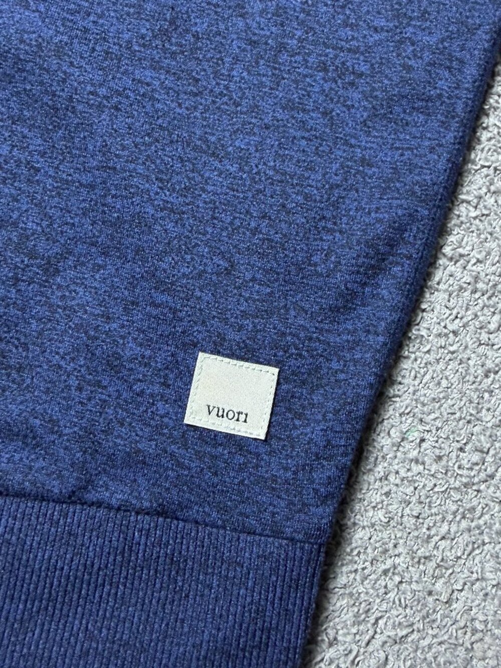Vuori Women's Long Sleeve Halo Crew Neck Pullover Blue DreamKnit Sweater Medium - Picture 4 of 6